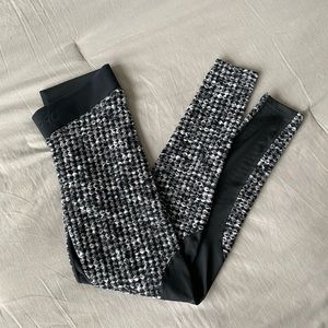 NWOT Nike Pro Hyperwarm Training Leggings